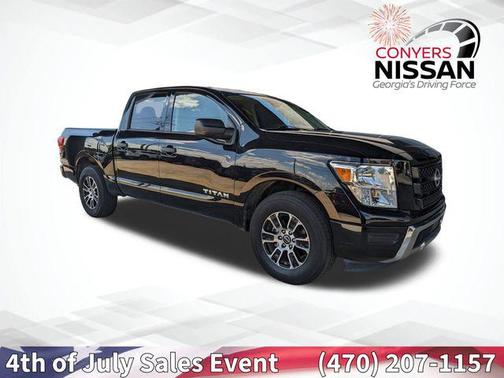 2023 Nissan Titan SV