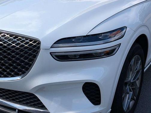 White 2025 Genesis GV70 2.5T