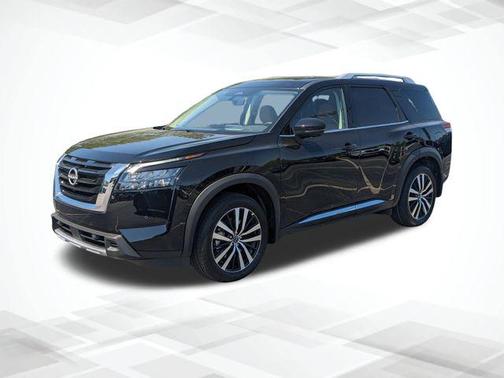 2025 Nissan Pathfinder Platinum FWD