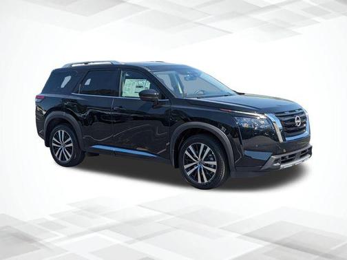 2025 Nissan Pathfinder Platinum FWD