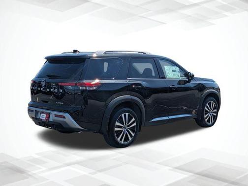 2025 Nissan Pathfinder Platinum FWD