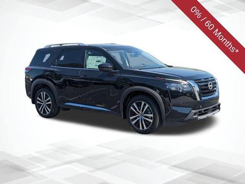 2025 Nissan Pathfinder Platinum FWD