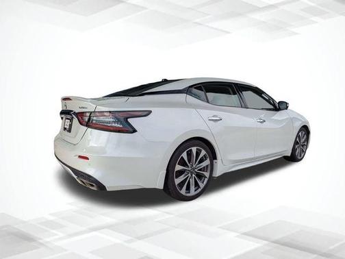 2023 Nissan Maxima Platinum