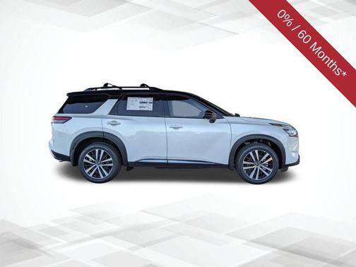 2025 Nissan Pathfinder Platinum 4WD
