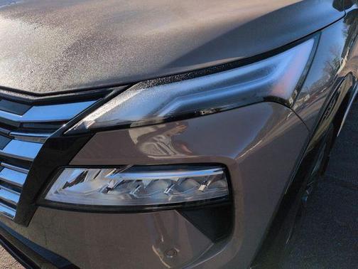 2024 Nissan Rogue Platinum