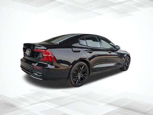 2024 Volvo S60 B5 Plus Black Edition