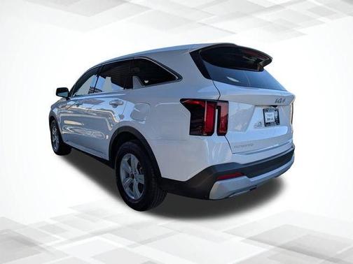 2025 Kia Sorento LX
