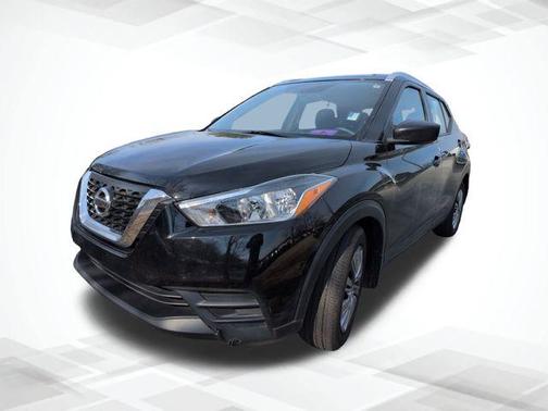 2019 Nissan Kicks S