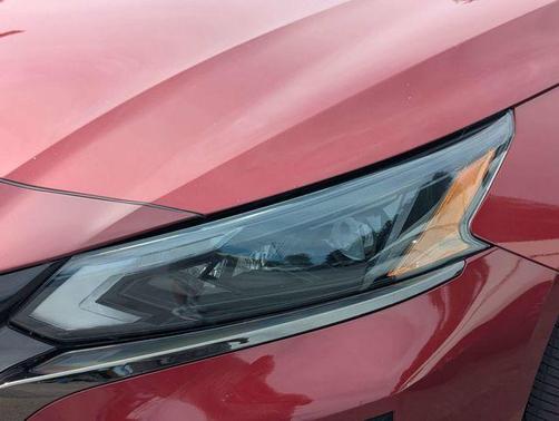 Scarlet Ember 2023 Nissan Altima 2.0 SR