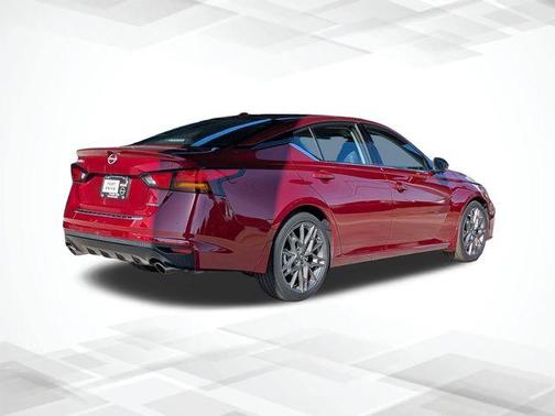 Scarlet Ember 2023 Nissan Altima 2.0 SR