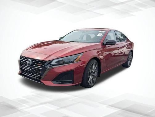 Scarlet Ember 2023 Nissan Altima 2.0 SR