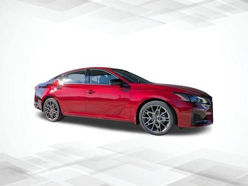 Scarlet Ember 2023 Nissan Altima 2.0 SR