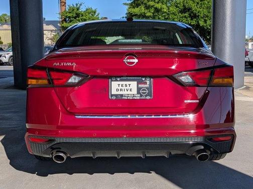 Scarlet Ember 2023 Nissan Altima 2.0 SR