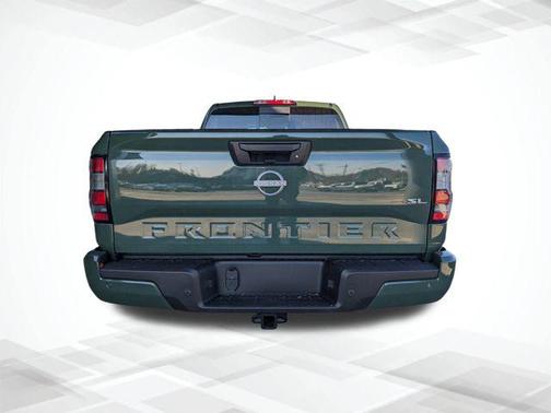 2025 Nissan Frontier SL