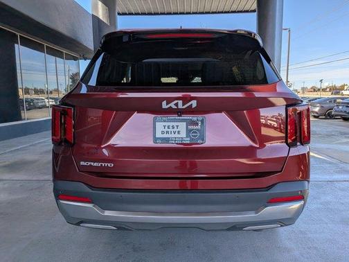 2025 Kia Sorento SX