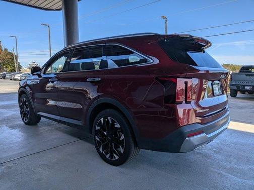 2025 Kia Sorento SX