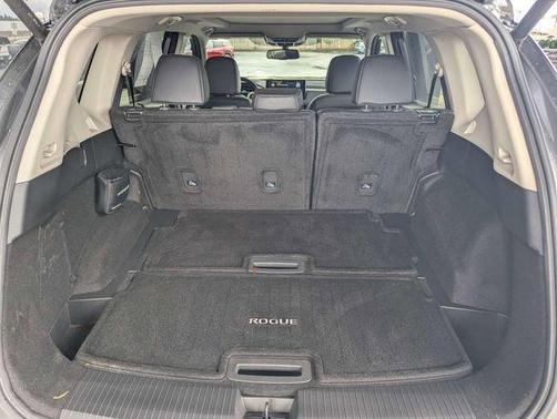 Gun Metallic 2024 Nissan Rogue SL