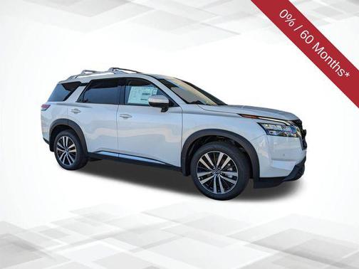 2025 Nissan Pathfinder Platinum FWD