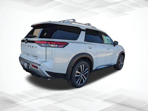 2025 Nissan Pathfinder Platinum FWD