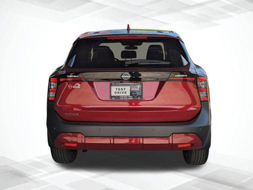 2025 Nissan Kicks SV