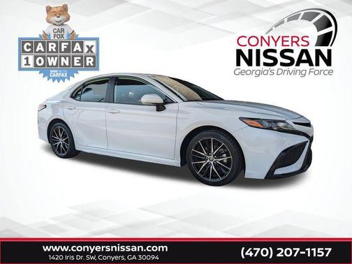 2022 Toyota Camry SE