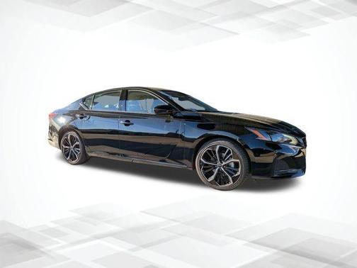 Super Black 2024 Nissan Altima 2.5 SR