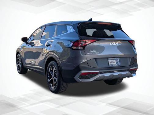 Everlasting Silver 2025 Kia Sportage EX