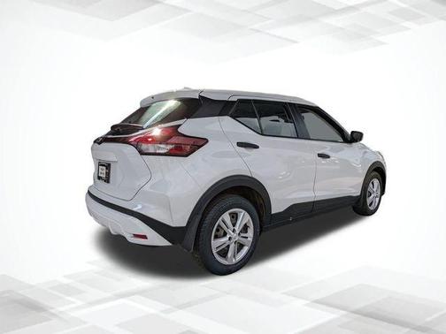 2023 Nissan Kicks S
