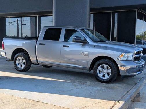 Billet Silver Metallic Clearcoat 2023 RAM 1500 Classic SLT