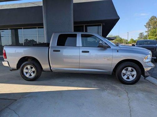 Billet Silver Metallic Clearcoat 2023 RAM 1500 Classic SLT