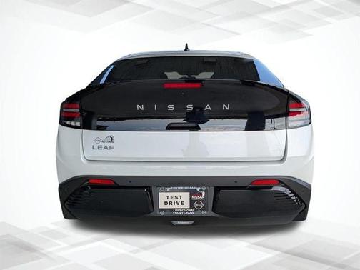 White Pearl 2026 Nissan Leaf S+