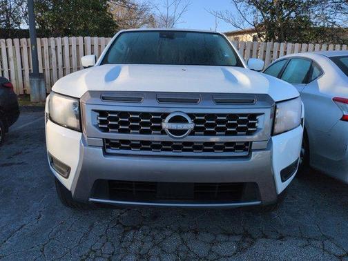 2025 Nissan Frontier SV