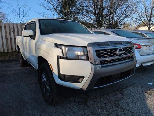 2025 Nissan Frontier SV