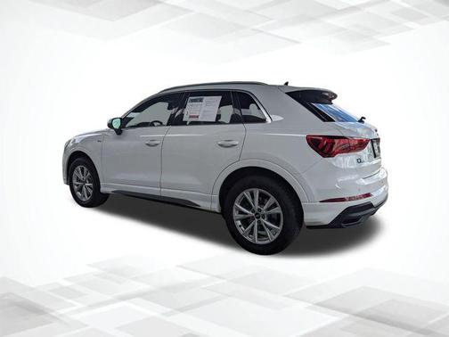 2023 Audi Q3 S line Premium