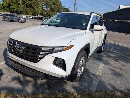 White Pearl 2024 Hyundai TUCSON SEL