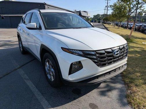 White Pearl 2024 Hyundai TUCSON SEL