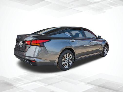 2025 Nissan Altima S FWD