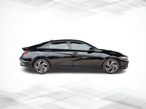 Black 2025 Hyundai ELANTRA SEL Sport