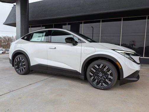 2026 Nissan Leaf PLAT+