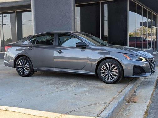 Gun Metallic 2025 Nissan Altima SV