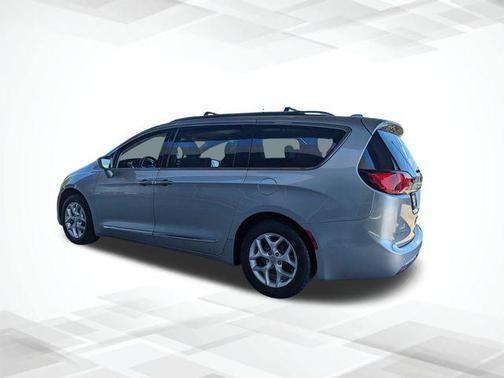 2019 Chrysler Pacifica Touring-L Plus
