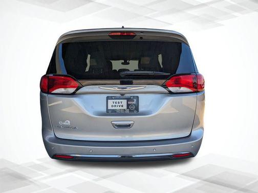 2019 Chrysler Pacifica Touring-L Plus