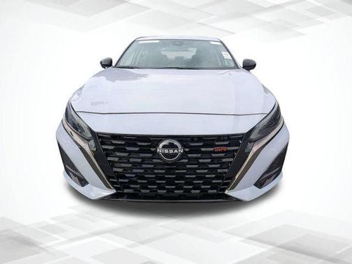 Pearl 2024 Nissan Altima 2.5 SR