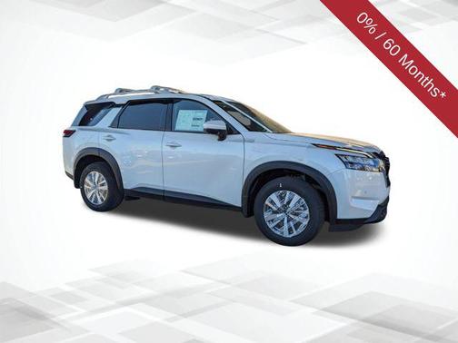 2025 Nissan Pathfinder SL FWD