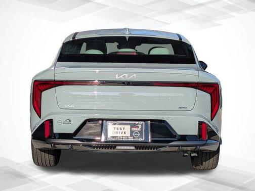 2025 Kia K4 GT-Line Turbo