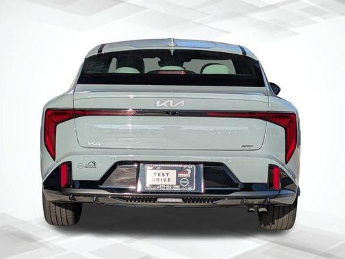 2025 Kia K4 GT-Line Turbo