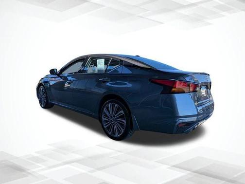 2024 Nissan Altima 2.5 SL