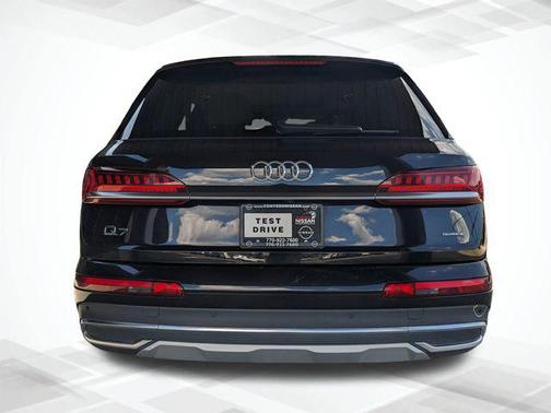 2024 Audi Q7 45 Premium Plus