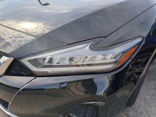 2023 Nissan Maxima SV Xtronic CVT