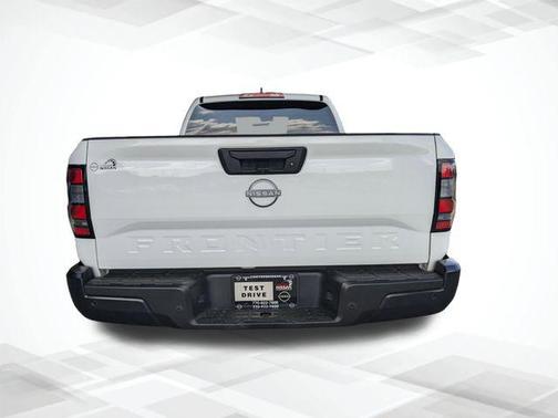 2023 Nissan Frontier S